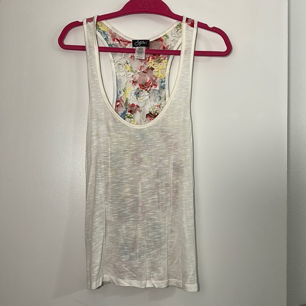 💕Sheer Floral Back Tanktop